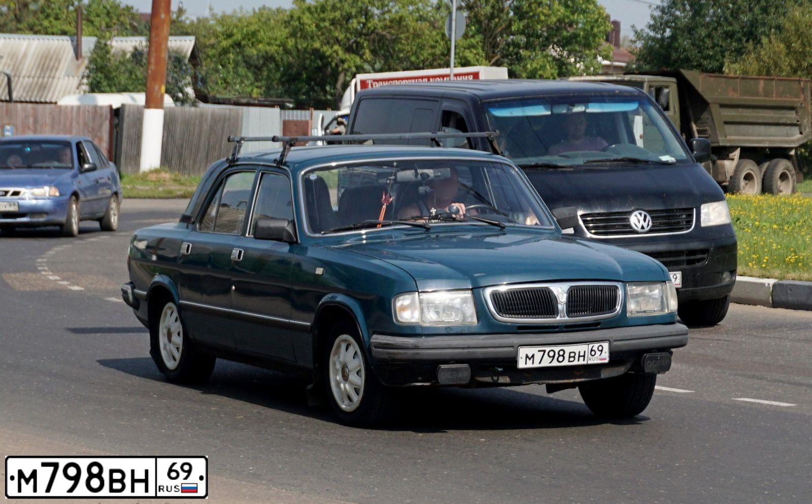 Фото автомобиля GAZ 3110 WOLGA, 1999 — госномер С570ЕЕ58. Цвет: МУРЕНА