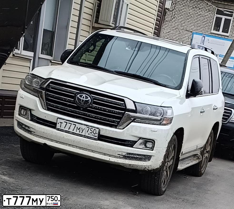 Фото автомобиля LEXUS LX, 2015 — госномер Н555НН14. Цвет: ЧЕРНЫЙ