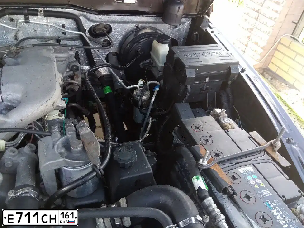 Фото автомобиля SSANGYONG KORANDO, 2002 — госномер С858ВК193. Цвет: ЧЕРНЫЙ ТЕМНО-СЕРЫЙ