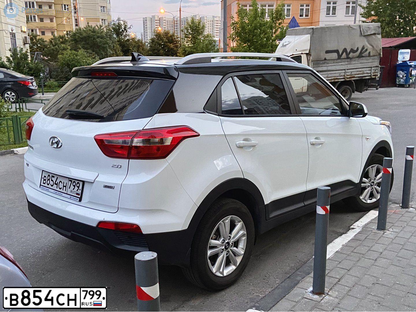 Фото автомобиля HYUNDAI CRETA, 2019 — госномер В854СН799. Цвет: Белый