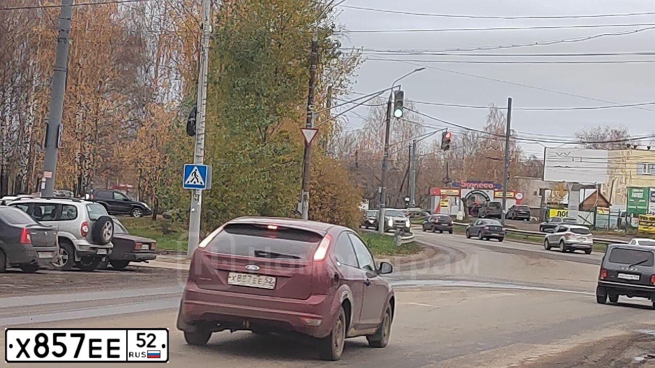 Фото автомобиля NISSAN QASHQAI, 2008 — госномер В895АЕ152. Цвет: СВЕТЛО-СЕРЫЙ