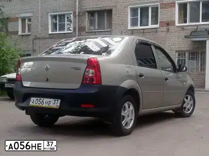 Фото автомобиля RENAULT LOGAN, 2013 — госномер Х295КУ37. Цвет: БЕЖЕВЫЙ