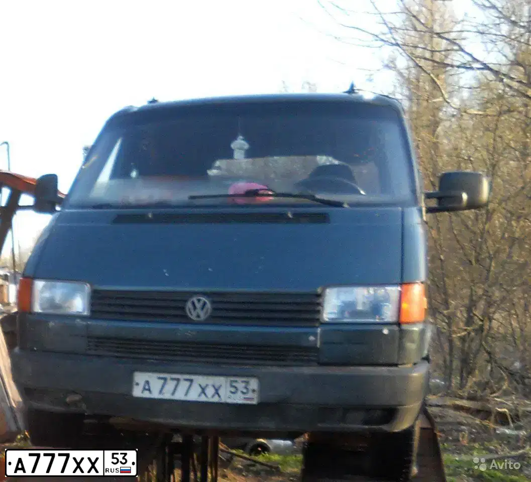 Фото автомобиля CHEVROLET NIVA, 2006 — госномер М063ВА53. Цвет: Светло-Серебристый металлик