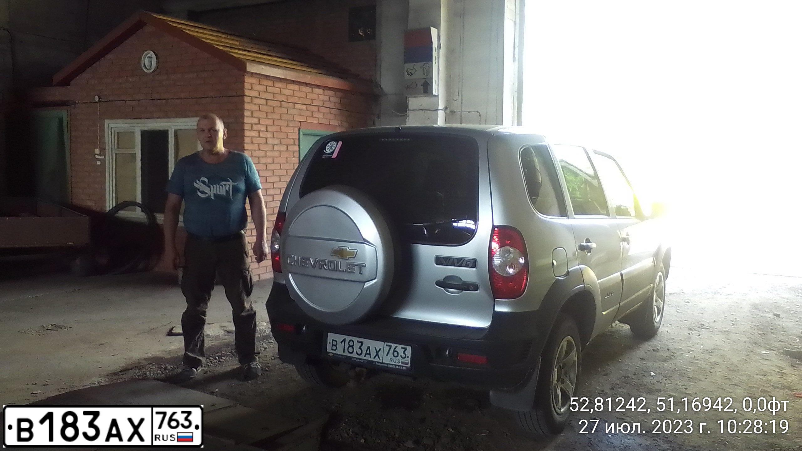 Фото автомобиля RENAULT DUSTER, 2020 — госномер В183АХ763. Цвет: СЕРЫЙ