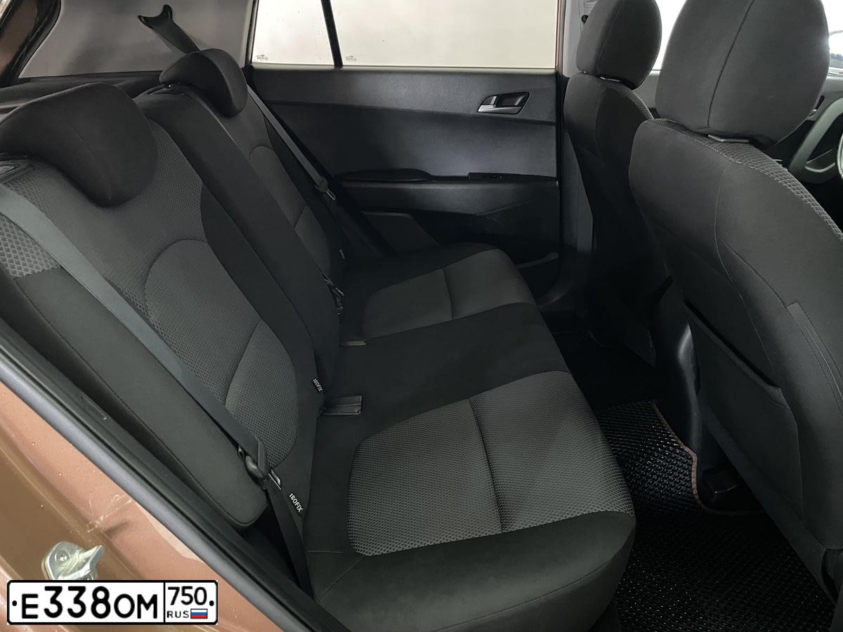 Фото автомобиля HYUNDAI CRETA, 2017 — госномер Е338ОМ750. Цвет: КОРИЧНЕВЫЙ