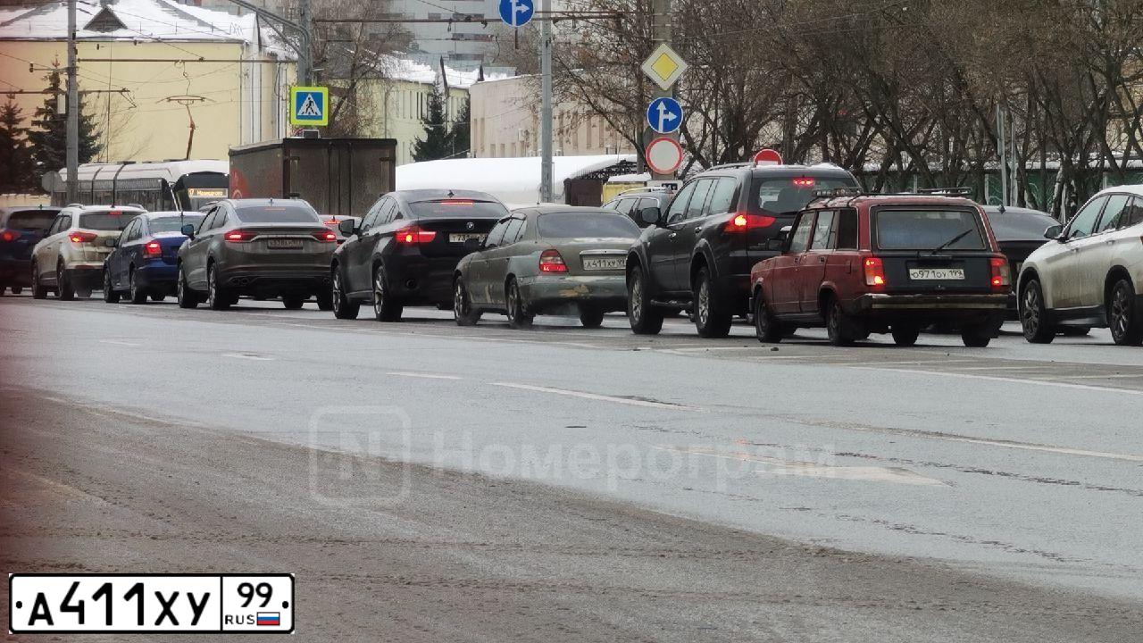 Фото автомобиля ДОНИНВЕСТ КОНДОР, 1999 — госномер К702АН550. Цвет: БЕЖЕВЫЙ
