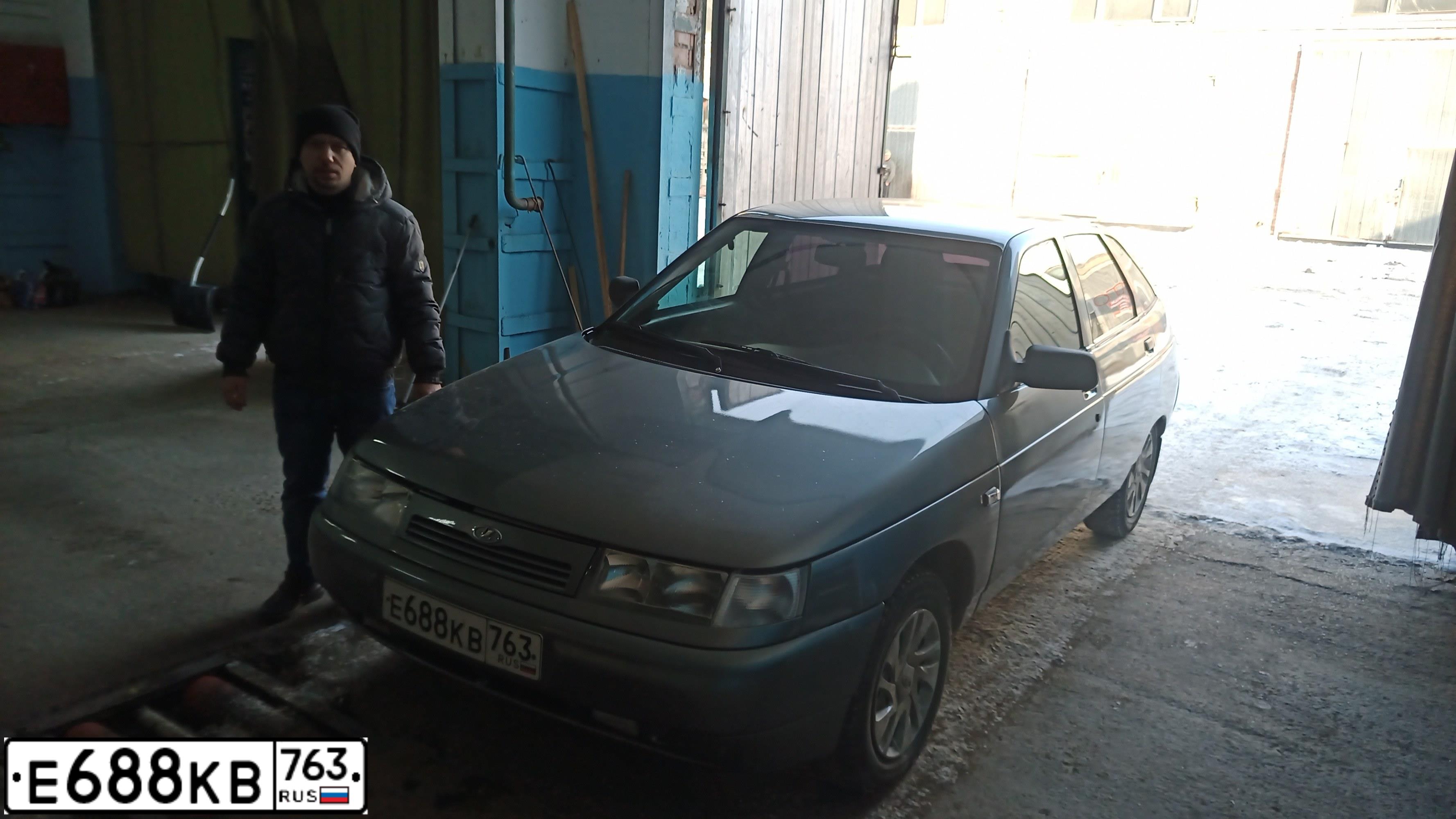 Фото автомобиля LADA 2112, 2007 — госномер Е688КВ763. Цвет: средний серо-зеленый металлик