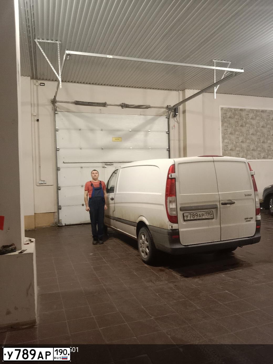 Фото автомобиля MERCEDES VITO, 2007 — госномер С295УР177