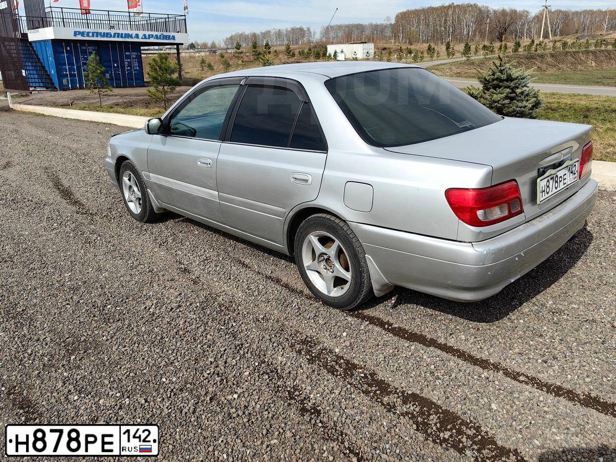 Фото автомобиля TOYOTA CARINA, 1998 — госномер Н878РЕ142