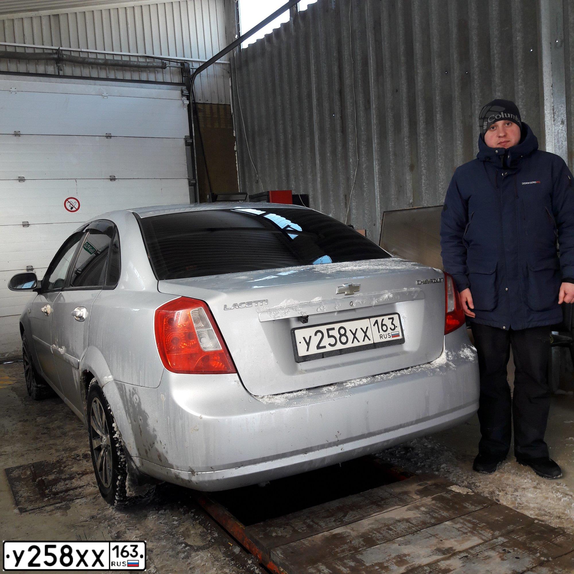 Фото автомобиля CHEVROLET LACETTI, 2008 — госномер К368РР163. Цвет: Серебристый