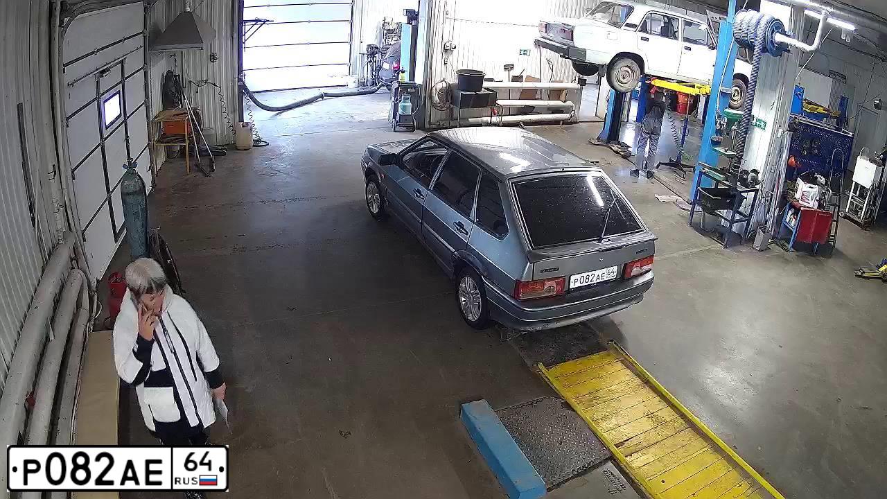 Фото автомобиля LADA 2114 SAMARA, 2006 — госномер Р082АЕ64. Цвет: СРЕДНИЙ СЕРО-ЗЕЛЕНЫЙ МЕТ