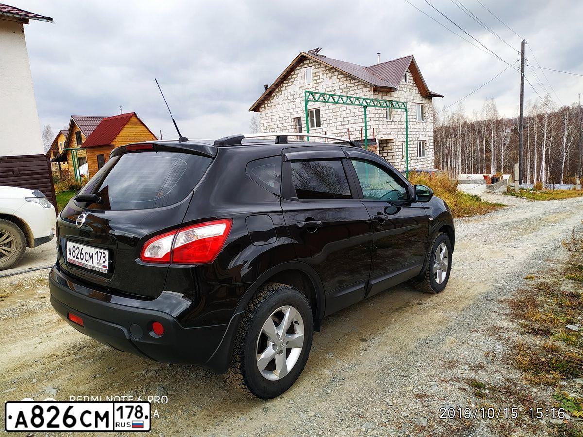 Фото автомобиля NISSAN QASHQAI, 2010 — госномер К667МХ154. Цвет: ЧЕРНЫЙ