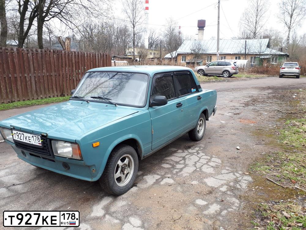 Фото автомобиля LADA 2107, 2005 — госномер Т927КЕ178. Цвет: Серо-Синий