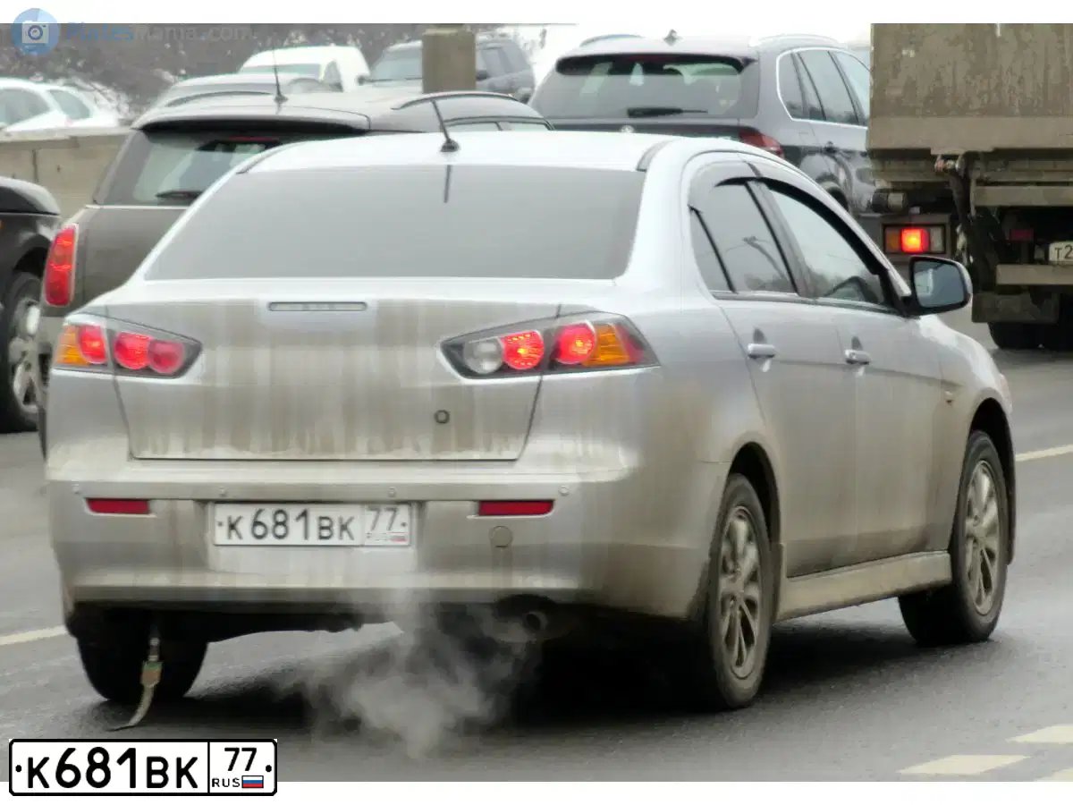 Фото автомобиля MITSUBISHI LANCER, 2012 — госномер К681ВК77. Цвет: СЕРЫЙ