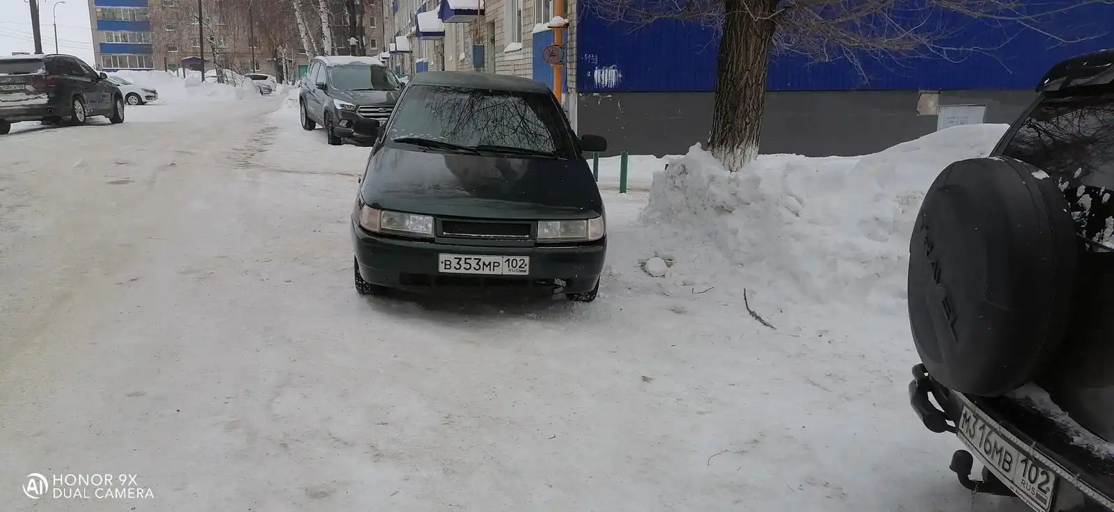 Фото автомобиля LADA 2112, 2003 — госномер С292МВ38. Цвет: ЧЕРНЫЙ