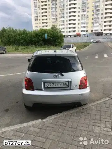 Фото автомобиля SCION XA, 2004 — госномер О727СУ66. Цвет: СЕРЕБРИСТЫЙ