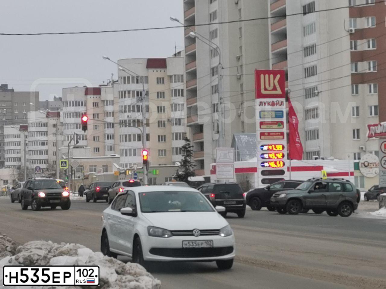 Фото автомобиля LADA 1118 KALINA, 2007 — госномер Р783СО102. Цвет: БЕЖЕВО-СЕРЫЙ
