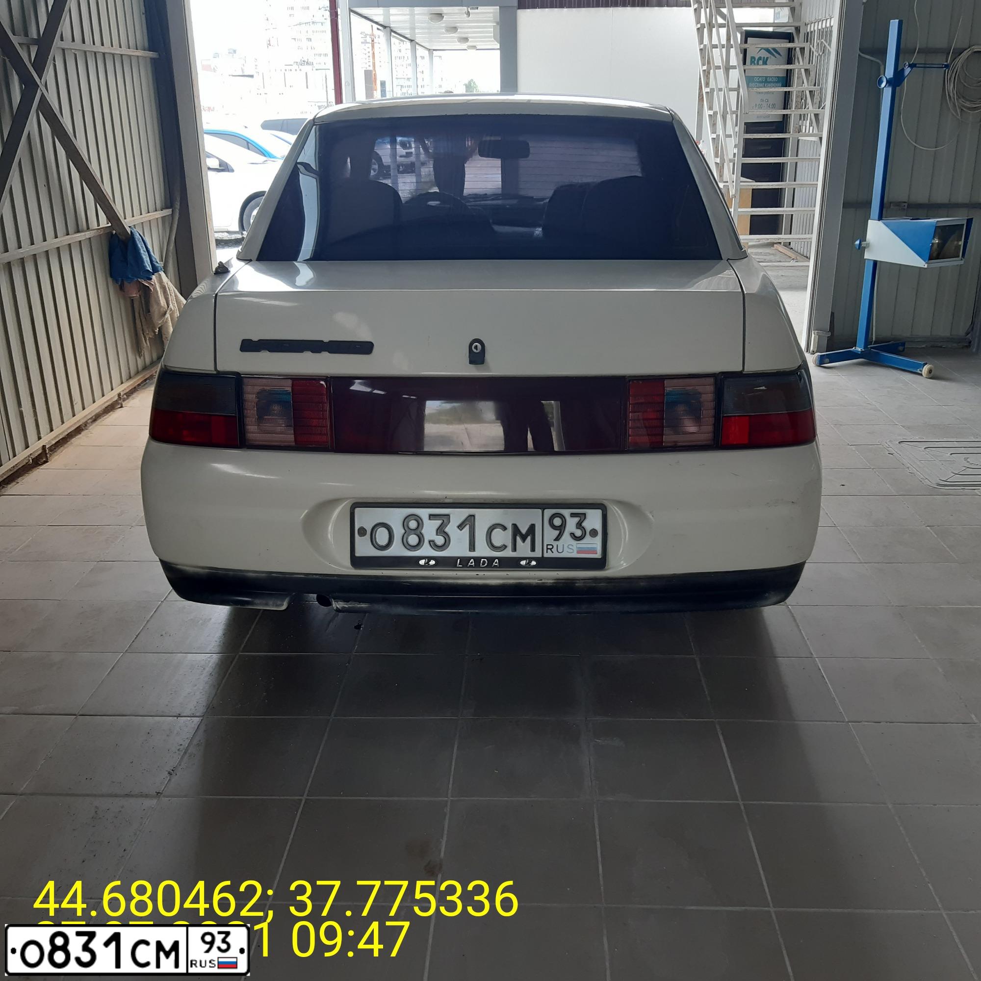 Фото автомобиля LADA 2110, 2000 — госномер О831СМ93. Цвет: Белый