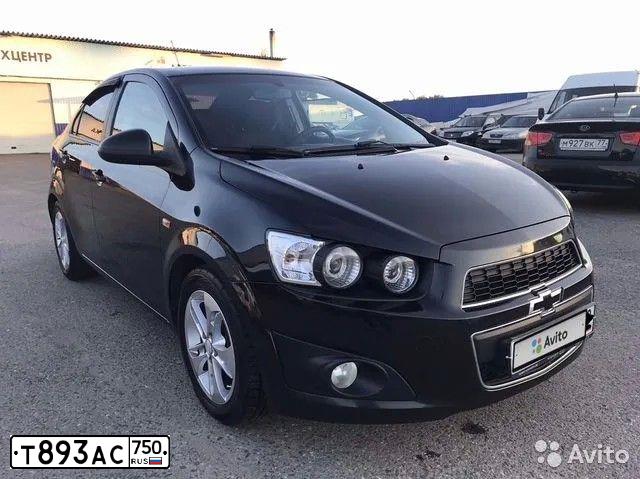 Фото автомобиля CHEVROLET T AVEO, 2013 — госномер Т893АС750. Цвет: ЧЕРНЫЙ