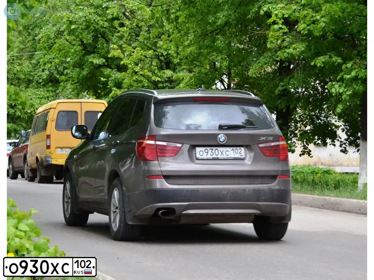 Фото автомобиля BMW X3, 2013 — госномер О930ХС102. Цвет: КОРИЧНЕВЫЙ