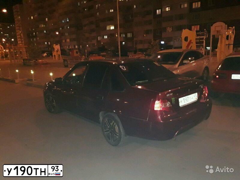 Фото автомобиля LADA 2121 NIVA, 2004 — госномер У190ТН93. Цвет: ЗЕЛЕНО-СИНИЙ