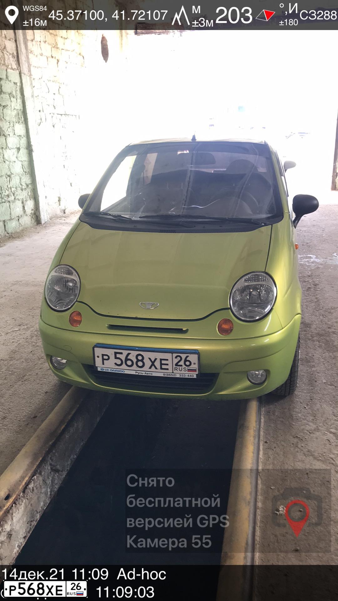Фото автомобиля DAEWOO MATIZ, 2012 — госномер М835РХ126. Цвет: ЖЕЛТО-ЗЕЛЕНЫЙ