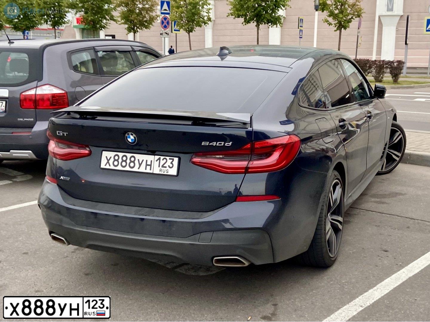 Фото автомобиля BMW SERIE 6 GT, 2018 — госномер О181ОО190. Цвет: ЧЕРНЫЙ