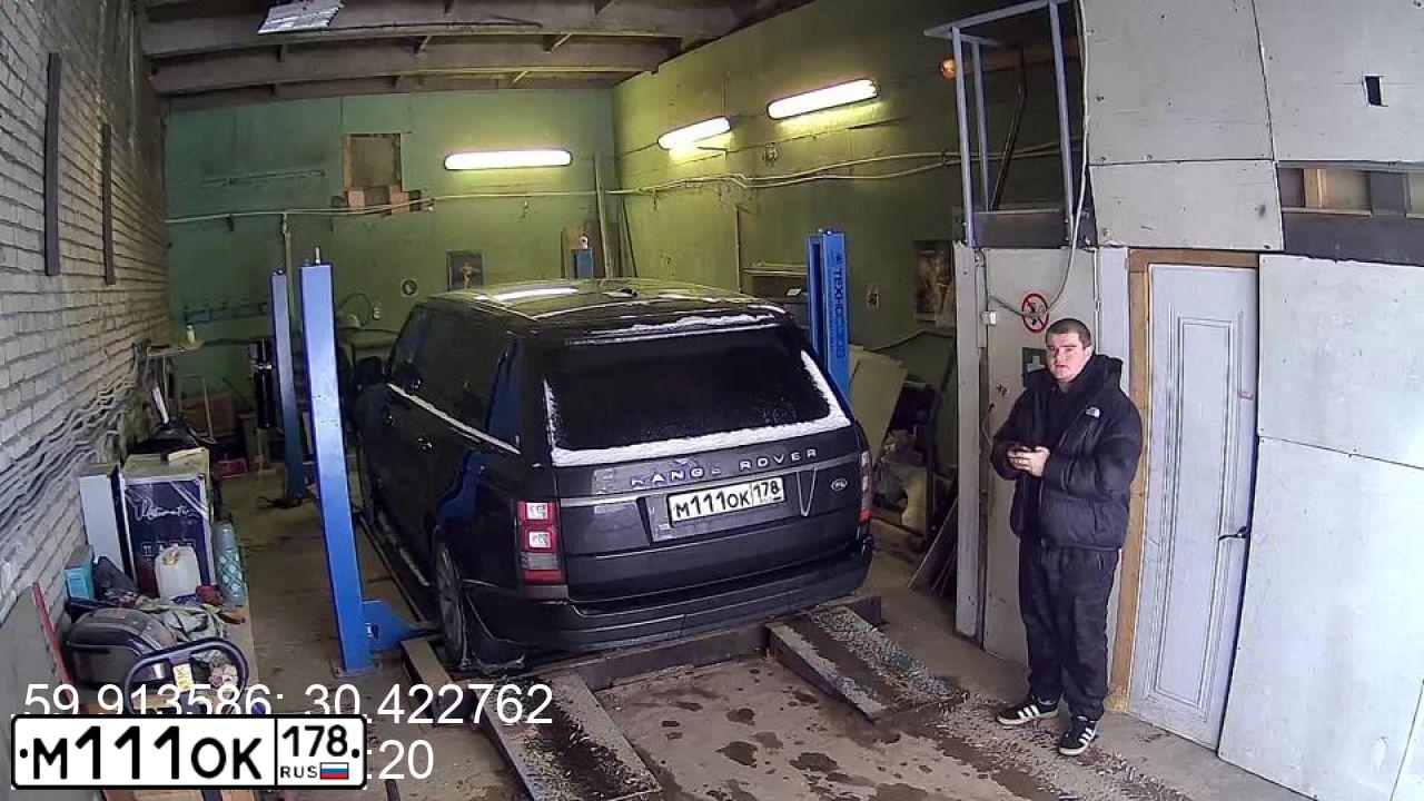 Фото автомобиля LAND ROVER RANGE ROVER, 2014 — госномер С309ТК198. Цвет: ЧЕРНЫЙ
