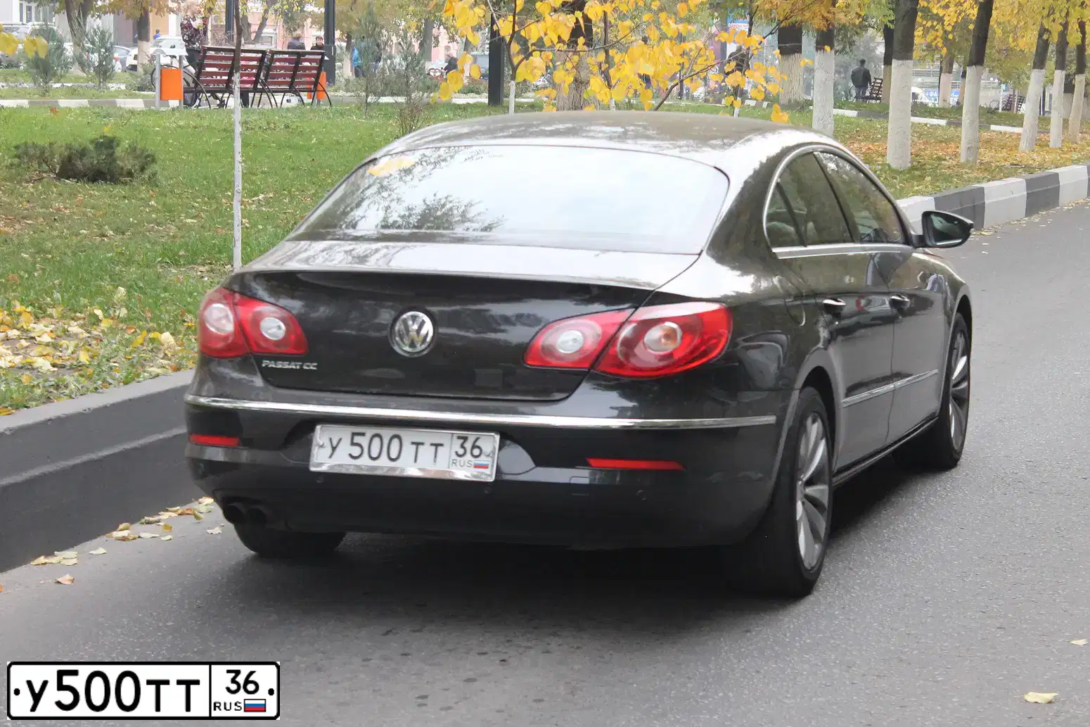 Фото автомобиля VOLKSWAGEN PASSAT, 2011 — госномер У500ТТ36. Цвет: ЧЕРНЫЙ