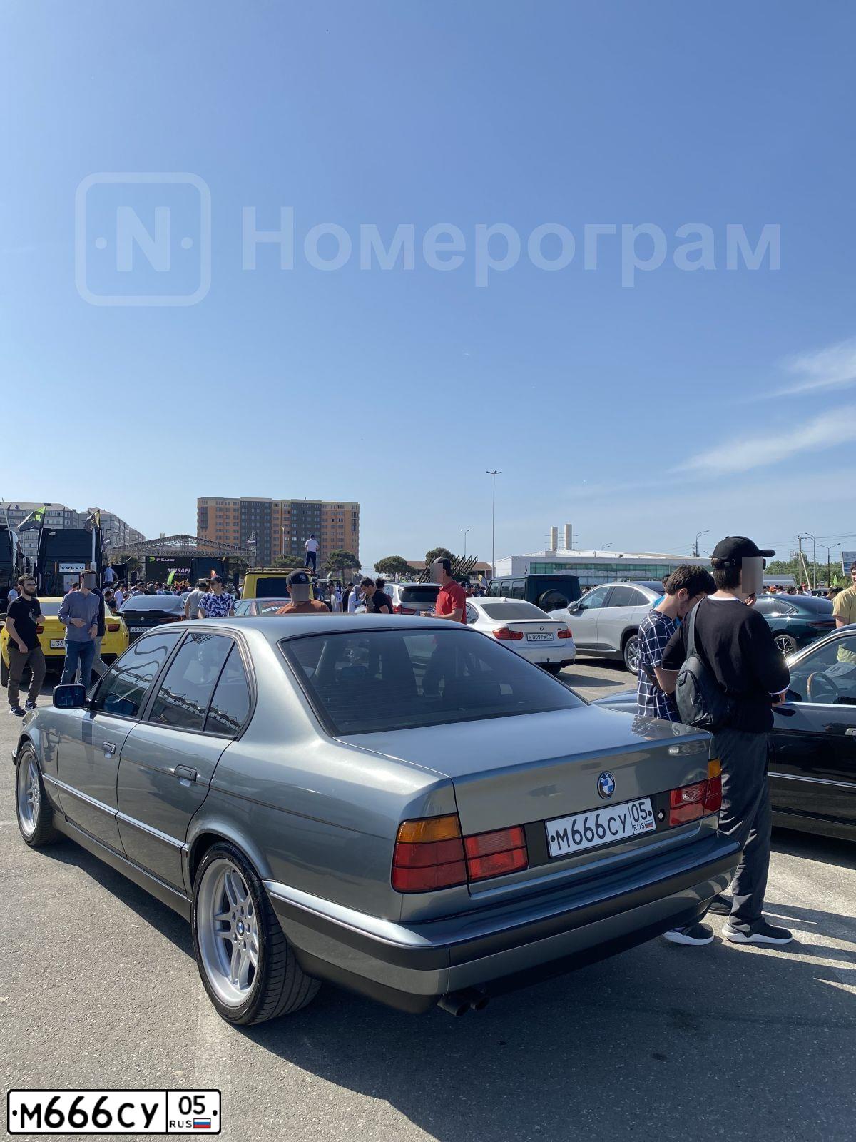 Фото автомобиля GAZ Z 3110 WOLGA, 2005 — госномер О313КК05. Цвет: БУРАН