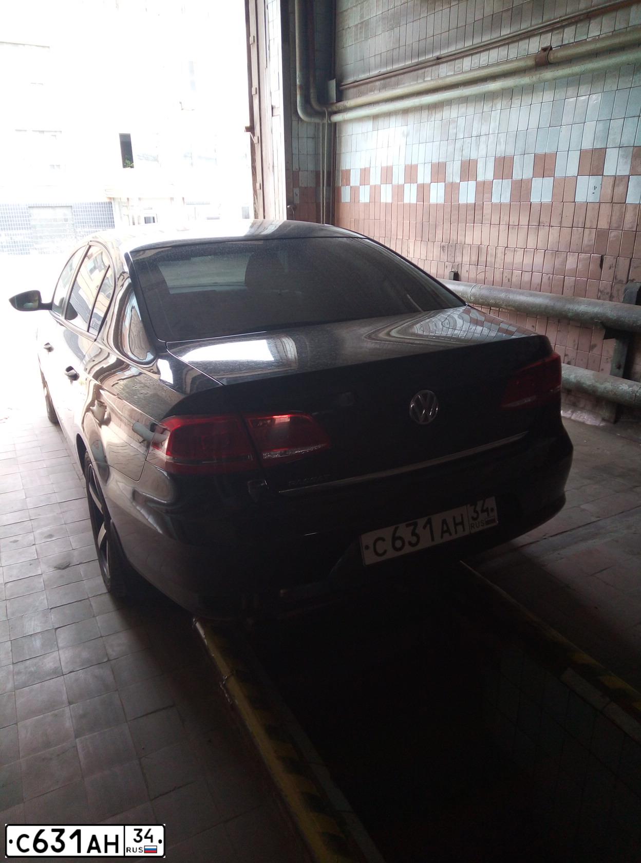 Фото автомобиля VOLKSWAGEN PASSAT, 2011 — госномер С631АН34. Цвет: ЧЕРНЫЙ