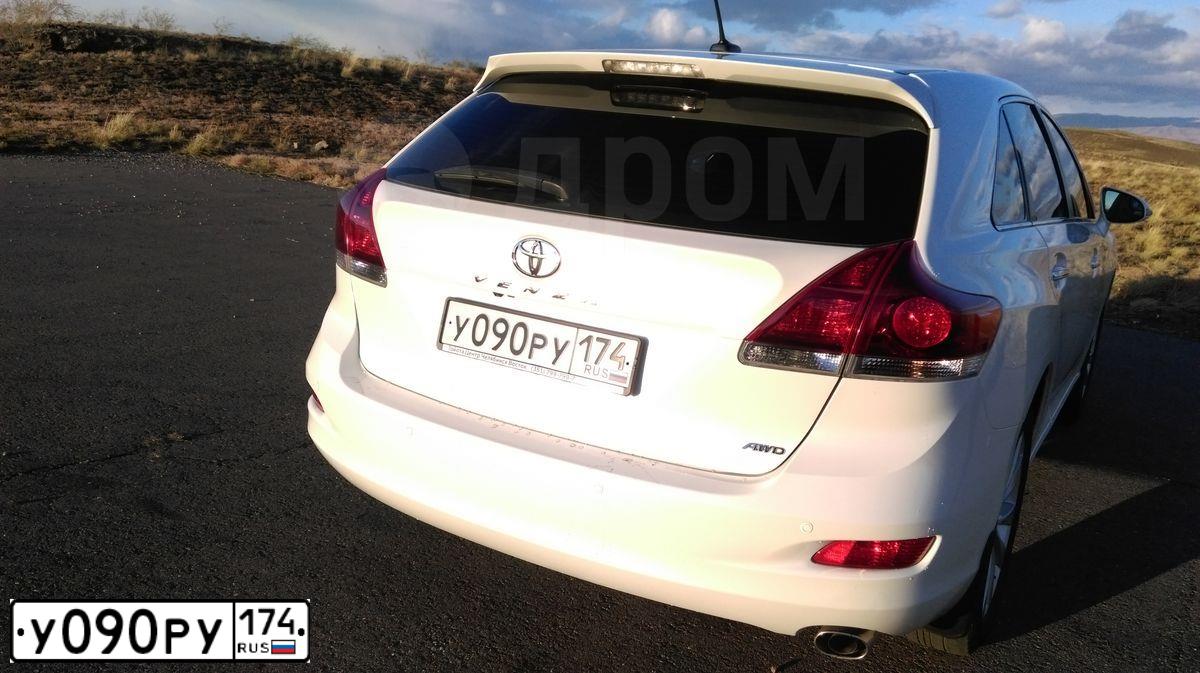 Фото автомобиля TOYOTA VENZA, 2014 — госномер О707ВВ17. Цвет: Белый