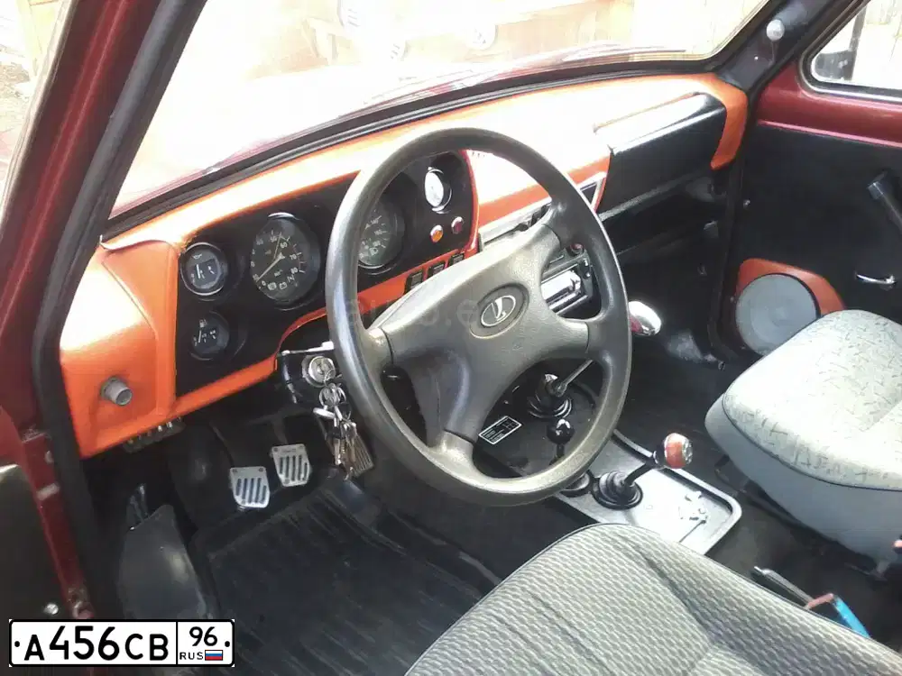 Фото автомобиля LADA 2121 NIVA, 1988 — госномер А456СВ96. Цвет: КРАСНЫЙ