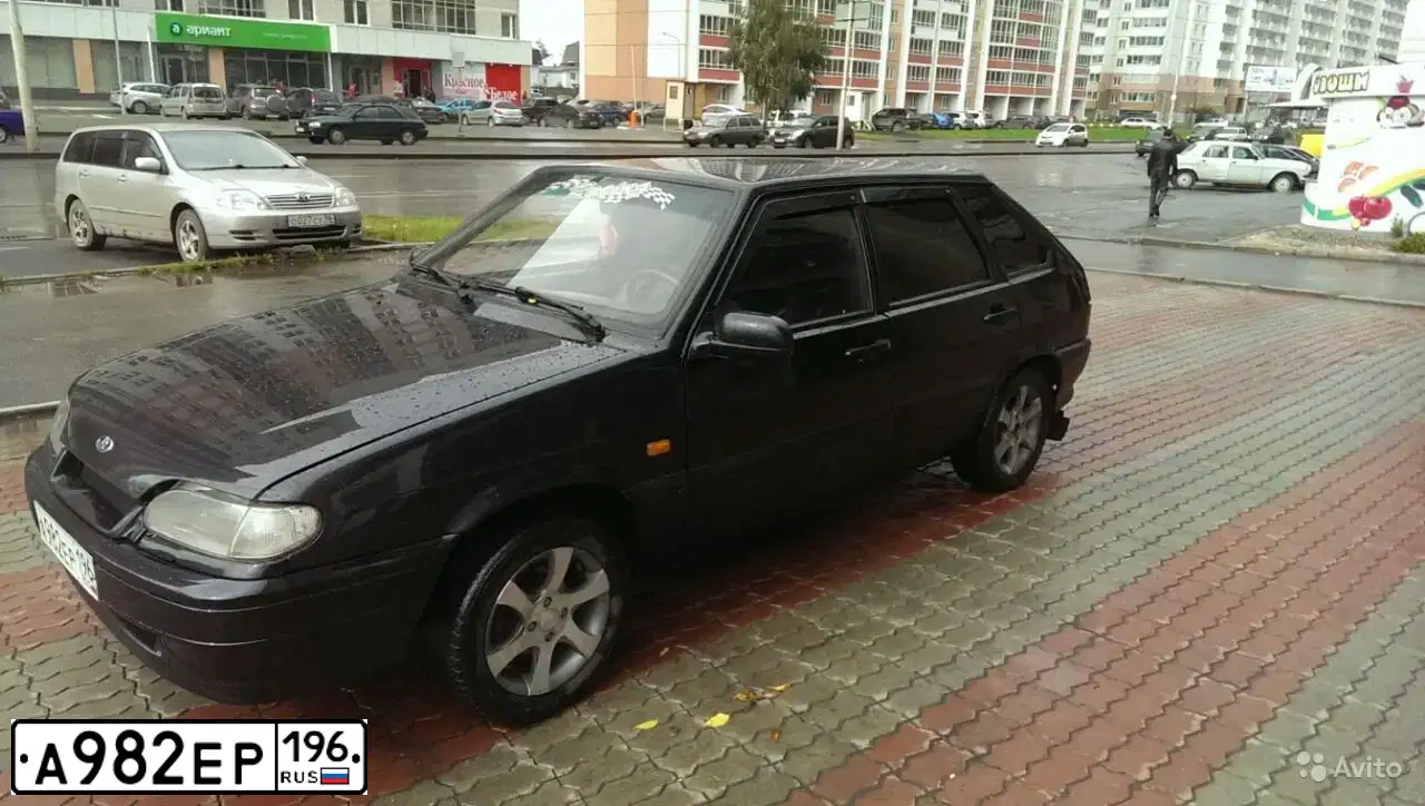 Фото автомобиля LADA 2114 SAMARA, 2007 — госномер Х404МУ96. Цвет: ЧЕРНЫЙ