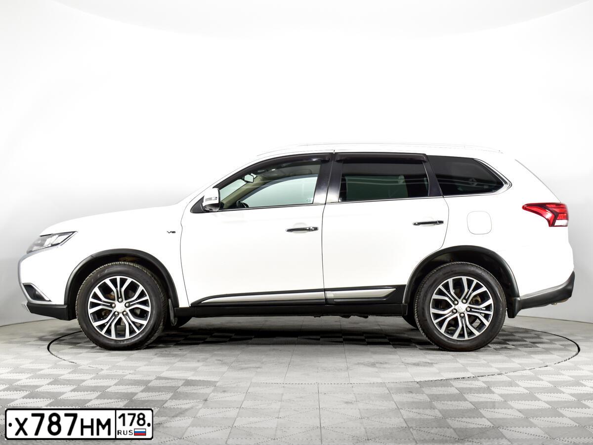 Фото автомобиля MITSUBISHI OUTLANDER, 2017 — госномер Х787НМ178. Цвет: БЕЛЫЙ
