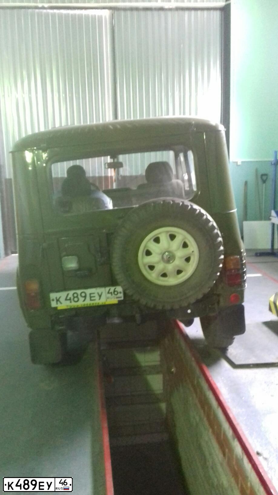 Фото автомобиля UAZ 3151 / HUNTER, 1998 — госномер К489ЕУ46. Цвет: ЗАШИТНЫЙ
