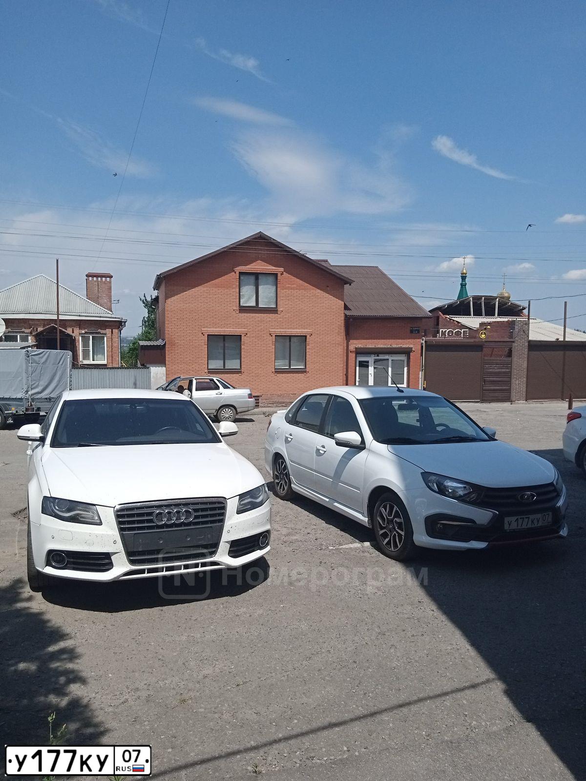 Фото автомобиля AUDI A4, 2008 — госномер Т879ВА181. Цвет: Белый