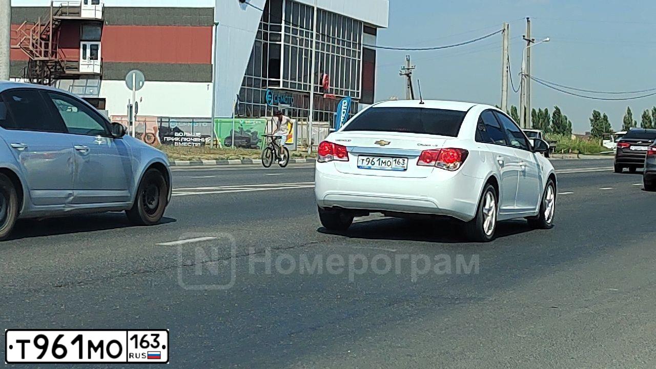 Фото автомобиля CHEVROLET CRUZE, 2012 — госномер Е282СС193