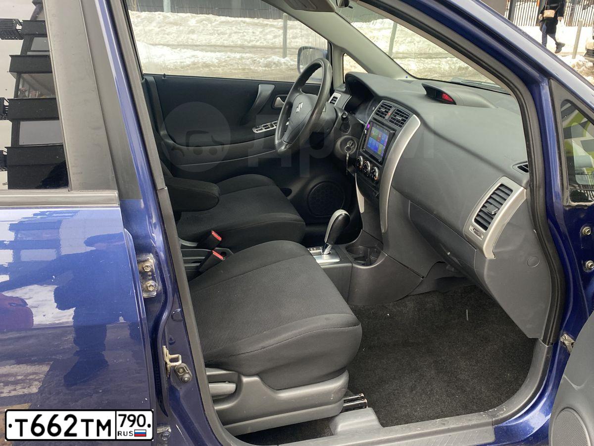 Фото автомобиля SUZUKI LIANA, 2004 — госномер Т901СС797. Цвет: синий