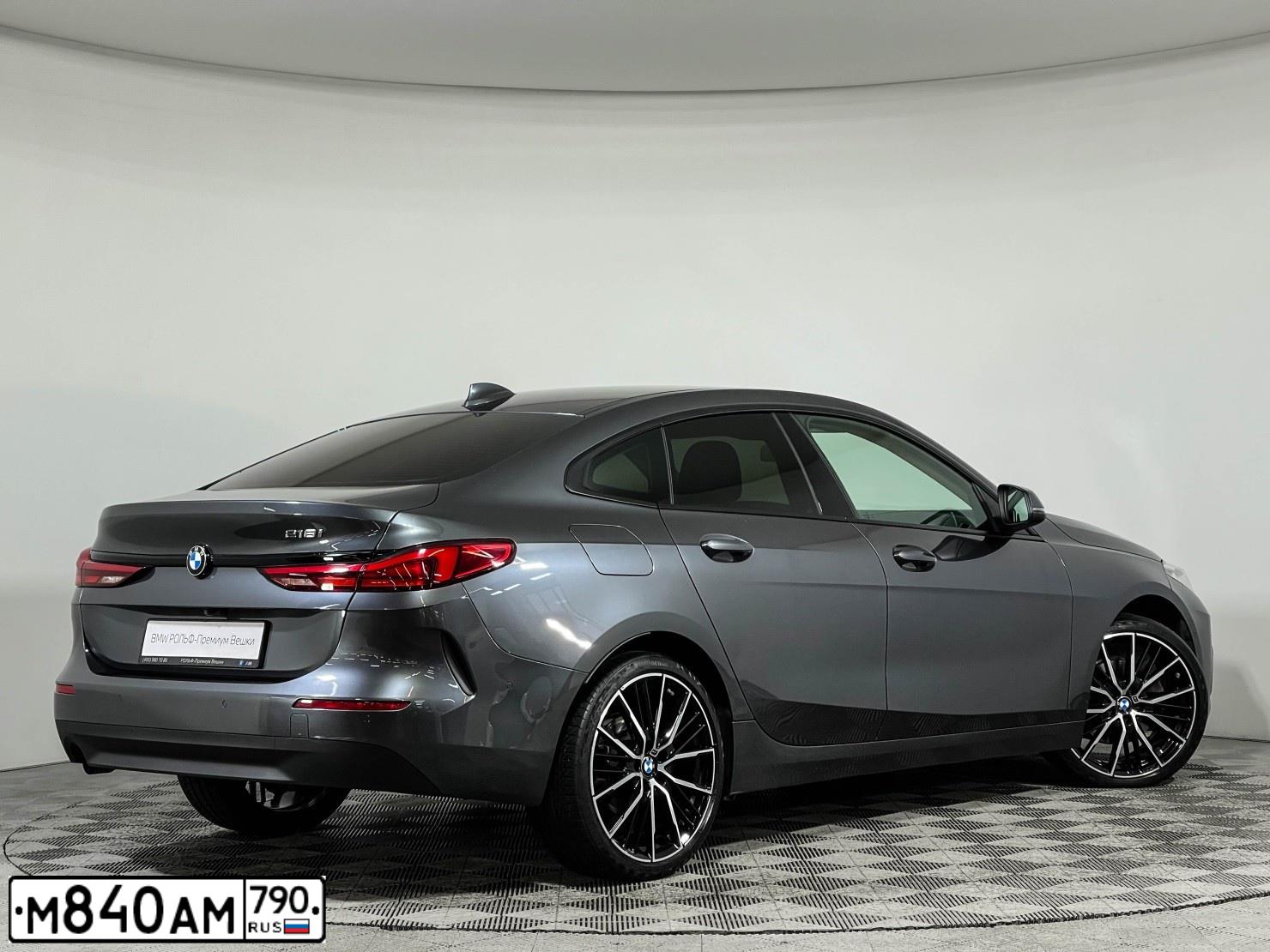 Фото автомобиля BMW SERIE 2, 2020 — госномер М840АМ790. Цвет: СЕРЫЙ
