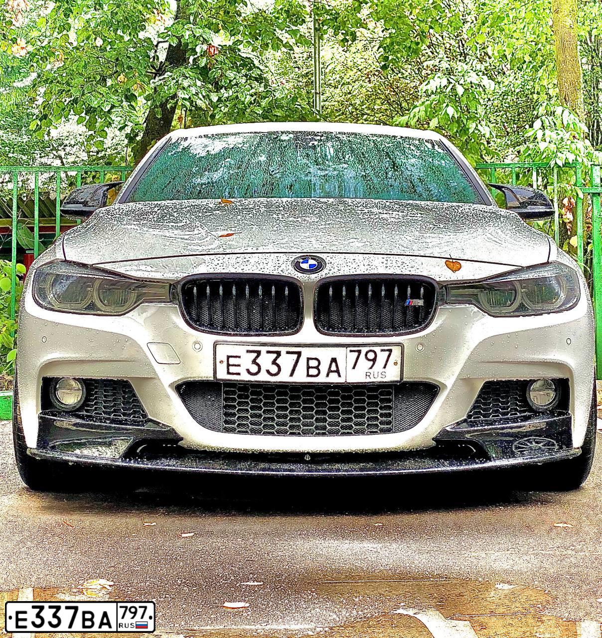 Фото автомобиля BMW SERIE 3, 2015 — госномер Е337ВА797. Цвет: Белый