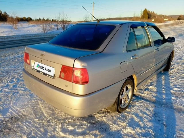Фото автомобиля CHERY AMULET /FLAGCLOUD/, 2007 — госномер Т329НН196. Цвет: СЕРЕБРИСТЫЙ