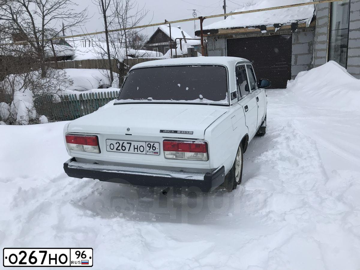 Фото автомобиля LADA 2107, 2010 — госномер О267НО96. Цвет: Белый
