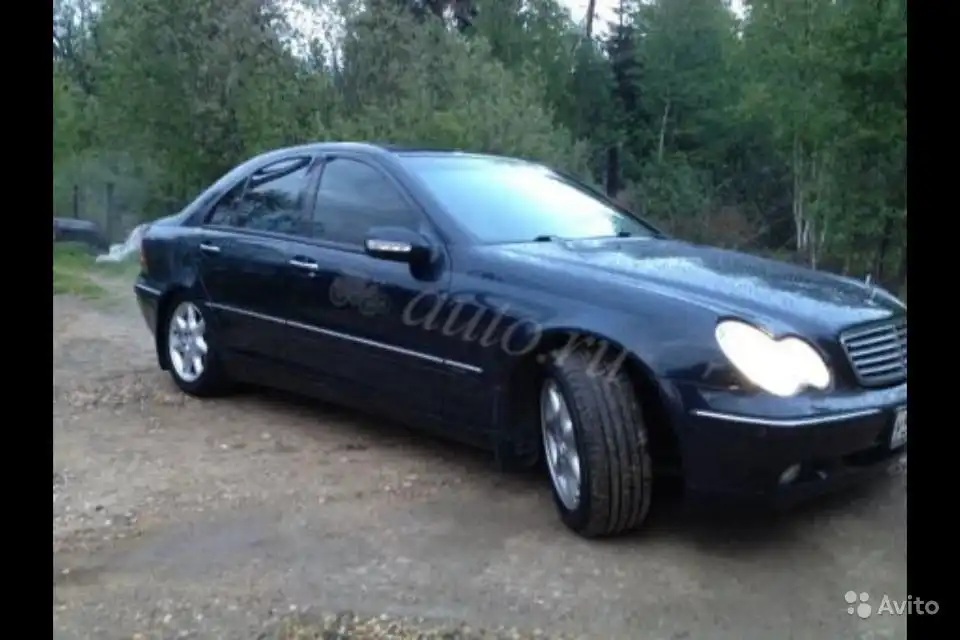 Фото автомобиля BMW SERIE 7, 2011 — госномер Н911УС38. Цвет: ЧЕРНЫЙ
