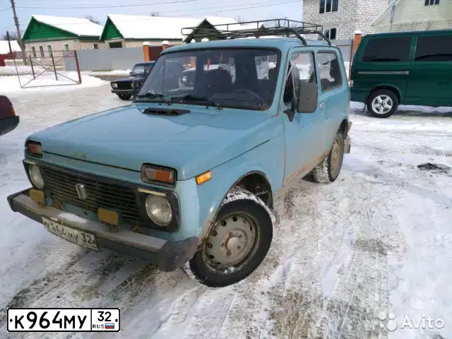 Фото автомобиля LADA 2121 NIVA, 1995 — госномер О258РВ32. Цвет: синий