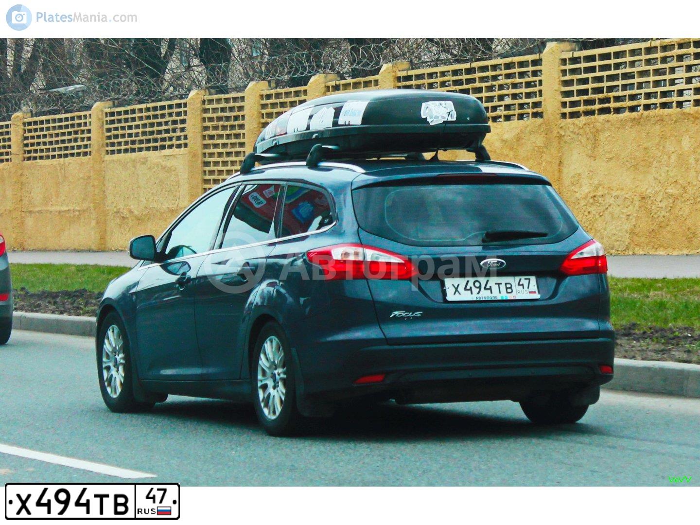 Фото автомобиля FORD FOCUS, 2013 — госномер Х494ТВ47. Цвет: ТЕМНО-СЕРЫЙ