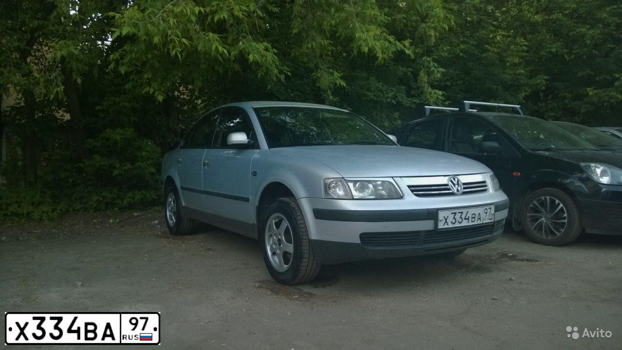 Фото автомобиля VOLKSWAGEN PASSAT, 1998 — госномер Х334ВА97. Цвет: Серебристый