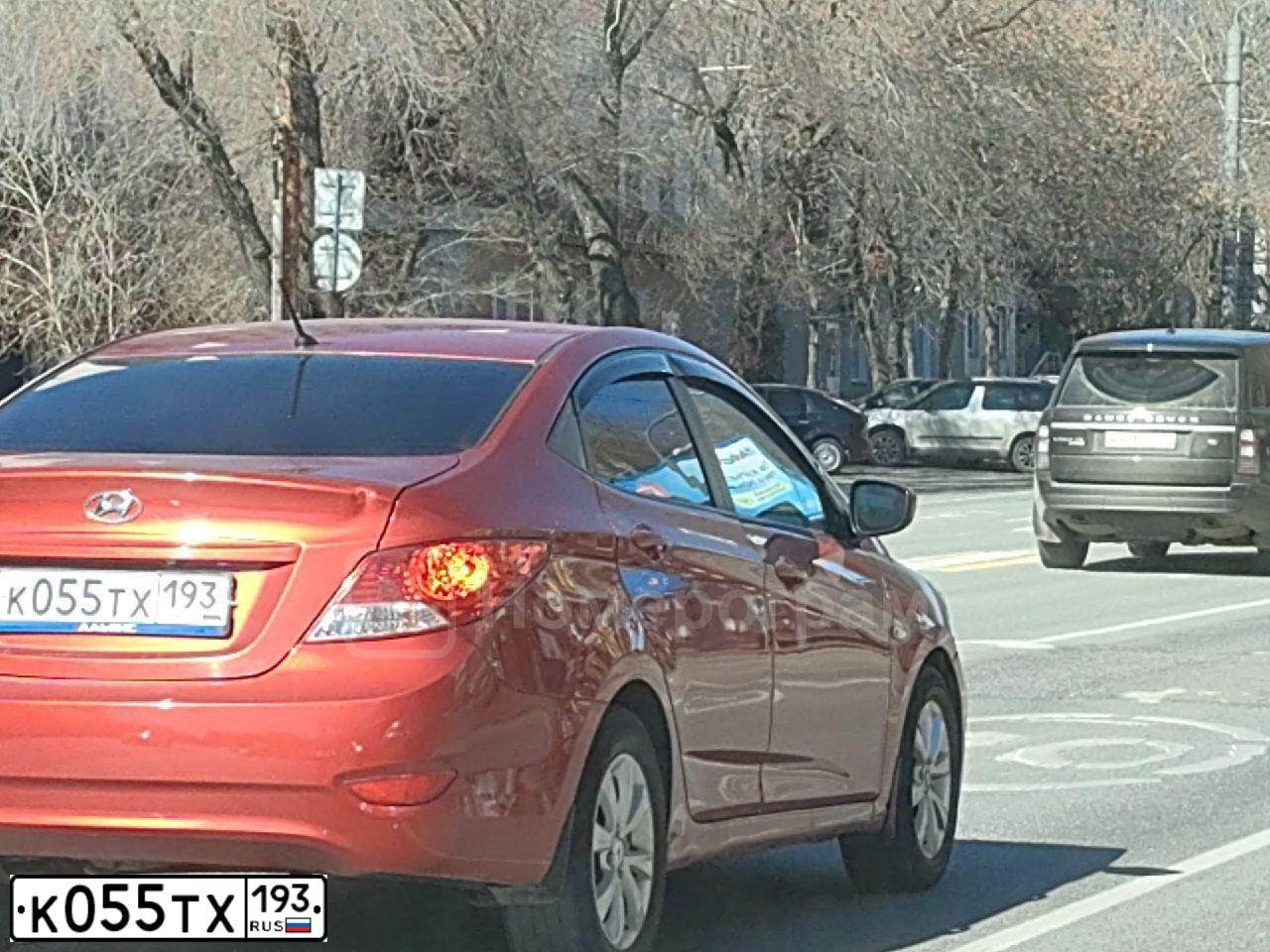 Фото автомобиля HYUNDAI SOLARIS, 2013 — госномер М150КА10. Цвет: Красный