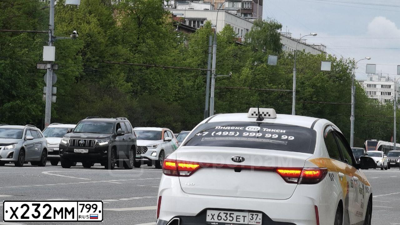 Фото автомобиля FORD MONDEO, 2010 — госномер Х232ММ799. Цвет: СЕРЫЙ