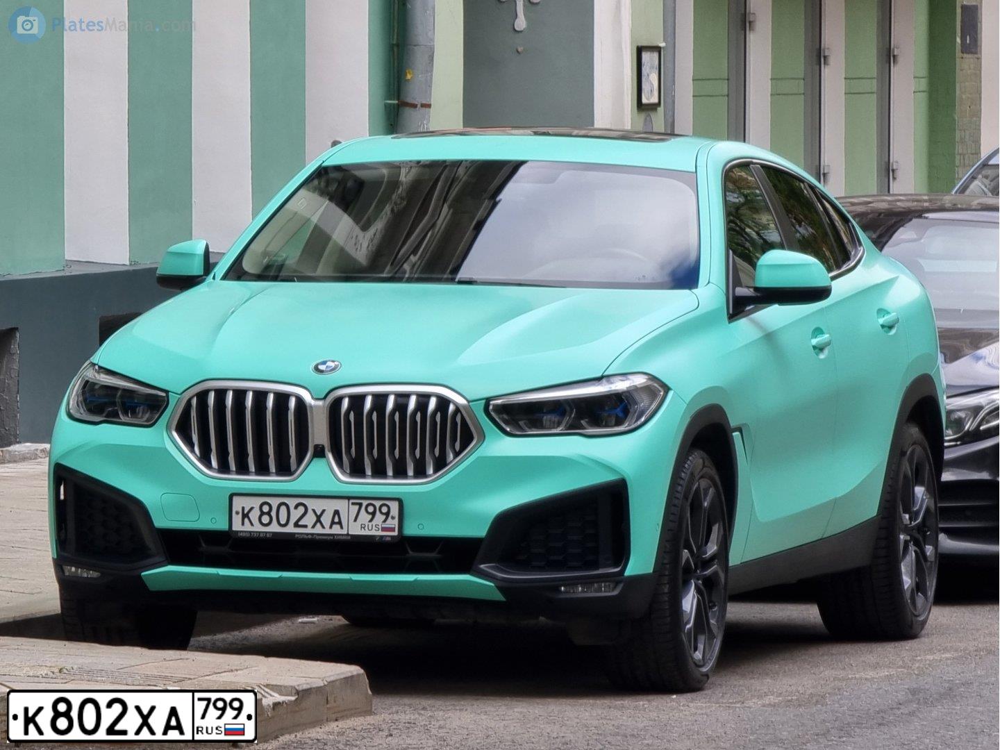 Фото автомобиля BMW X6, 2020 — госномер К802ХА799. Цвет: ЧЕРНЫЙ